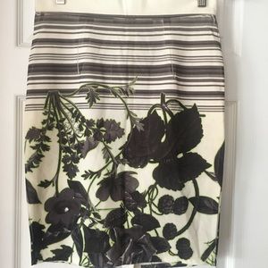 Pencil skirt by Moon in cream, grey and neon green
